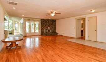 14599 W Farm Road 60, Ash Grove, MO 65604