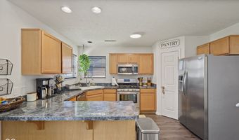 7622 Sergi Canyon Dr, Indianapolis, IN 46217