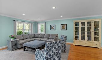 55 Vine St, East Greenwich, RI 02818