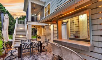 1068 Capersview Ct, Awendaw, SC 29429