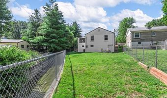 9301 Leona Ct, Affton, MO 63123