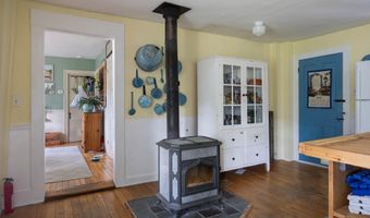 71 Eagle Peak Rd, Brookfield, VT 05060
