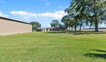 236 Beacon Ln, Atmore, AL 36502