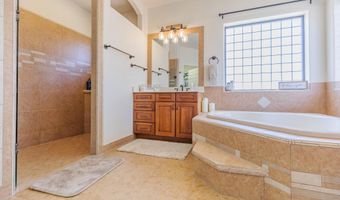 3546 Calle Verde Dr, Alamogordo, NM 88310
