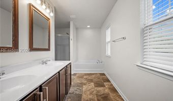 37 Kings Cross Ct, Beaufort, SC 29902