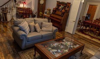 253 N 8th St, Batesville, AR 72501