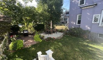 18 Bradfield Ave 2, Boston, MA 02131