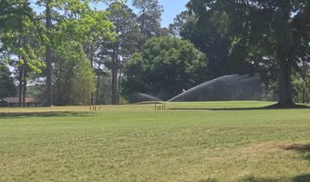 221 Fairway Cir, Americus, GA 31709