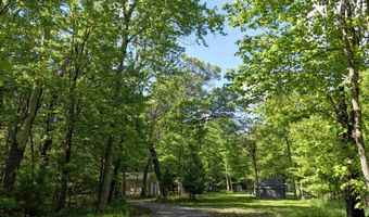 1120 Bighorn Dr, Arkdale, WI 54613