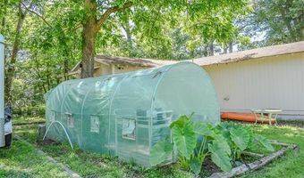 207 SE 2nd St, Antlers, OK 74523
