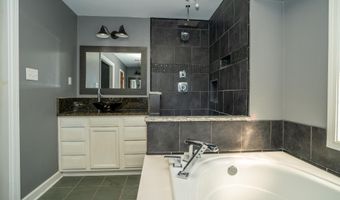 3736 Sessions Dr, Baton Rouge, LA 70816