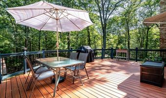 81 Shippee Rd, East Greenwich, RI 02818