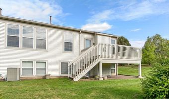 2801 Waterfront Ave, Algonquin, IL 60102