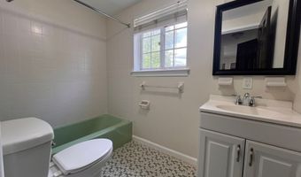 201 Bretton St APT C12, Bridgeport, CT 06606