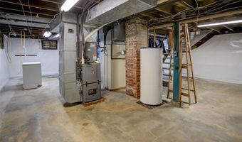 1915 Jersey St, Alton, IL 62002