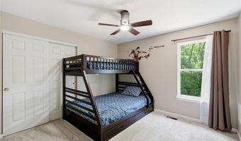 305 Oak Top Ct, Ballwin, MO 63021