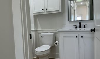 5067 Nebraska St, Bay St. Louis, MS 39520