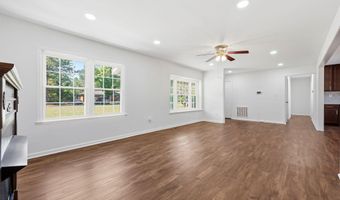 122 Forest Dr, Aberdeen, NC 28315