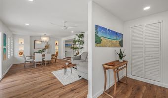 121 Kaha St, Kailua, HI 96734