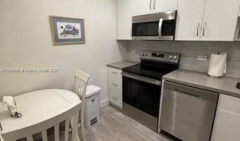 20515 E Country Club Dr 147, Aventura, FL 33180