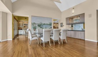 99 Holly Ln, Bayville, NJ 08721