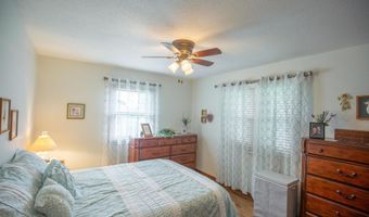 219 W South Ave, Algona, IA 50511