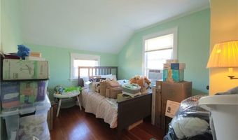 73 Old Fort Rd, Newport, RI 02840