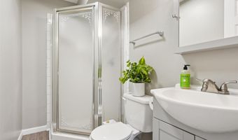 1309 6th Ave SE, Altoona, IA 50009