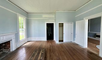 207 N 5th St, Aurora, NC 27806
