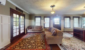 3230 W Chestnut Ave, Altoona, PA 16601