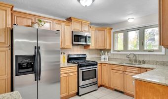 11 Beth Cir 11, Acton, MA 01720