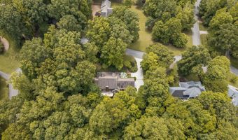 1720 Wood Creek Cir, Athens, TN 37303