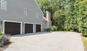 20 Carter Ln, Andover, MA 01810