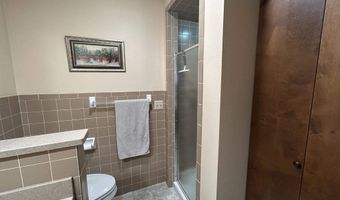 204 E 22nd St 7, Atlantic, IA 50022