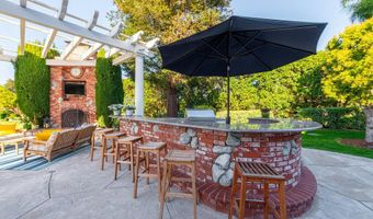 1816 Brittany Park Rd, Camarillo, CA 93012