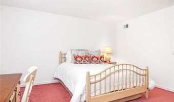 60 Pheasant Dr, East Greenwich, RI 02818