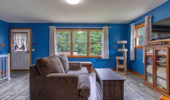 4783 Hinman Settler Rd, Brownington, VT 05860