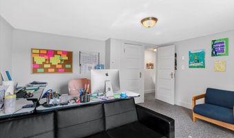 190 Maple St, Branford, CT 06405