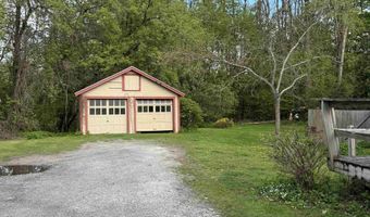 16 Pearl St, Brandon, VT 05733