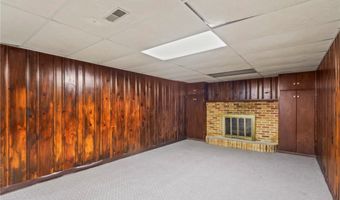 5635 Yorktown Ln, Austintown, OH 44515