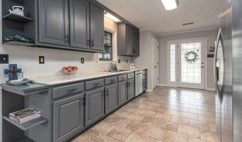 6424 HAWKS CALL Ln, Bartlett, TN 38135