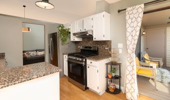 1650 Partridge Ln 4, Arlington Heights, IL 60004