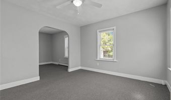 9 Gardner Ave, Cranston, RI 02910