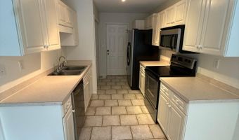 136 Kensington Way, Aberdeen, NC 28315