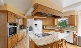 840 NW Springhill Dr, Albany, OR 97321