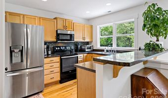 24 Browndale Rd, Asheville, NC 28805