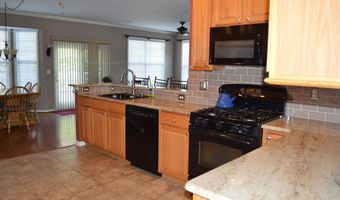 10 Fenwick Ln, Barnegat, NJ 08005