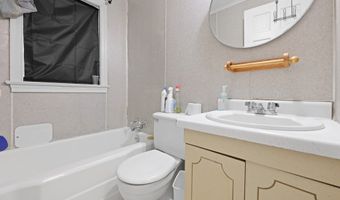 1077 W State St, Alliance, OH 44601