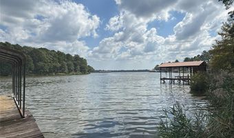 522 Twin Point Dr, Benton, LA 71006