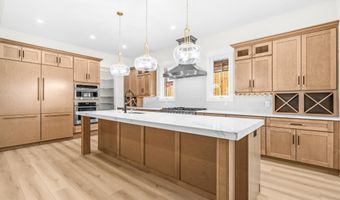 1905 N TAYLOR St, Arlington, VA 22207
